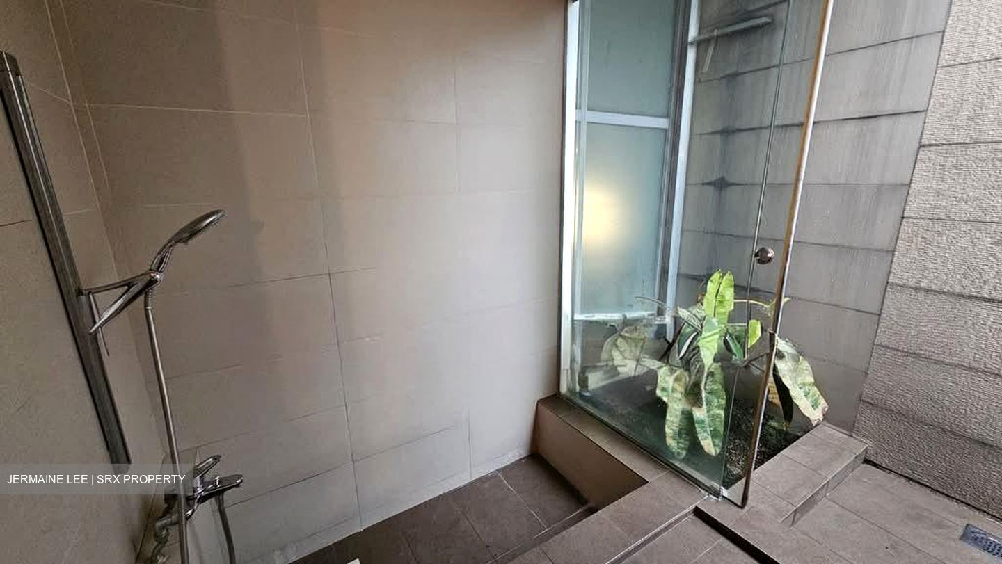 Belgravia Ace (D28), Terrace #535227571